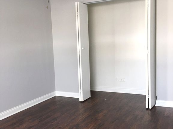4th image of 10302-04 S Komensky Ave #10302-7
