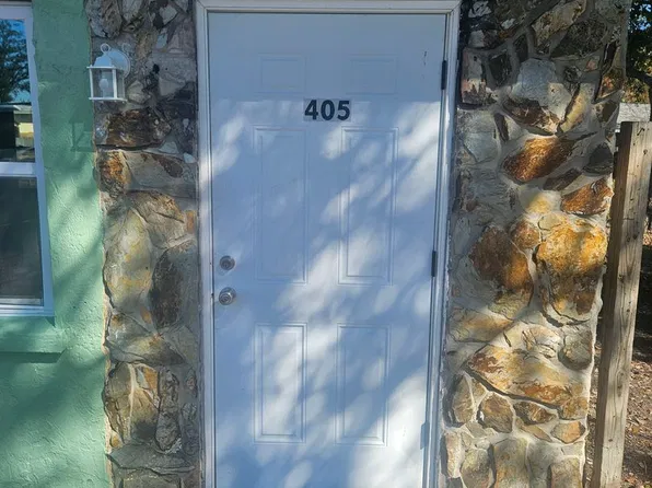 405 61st Ave E, Bradenton, FL 34203