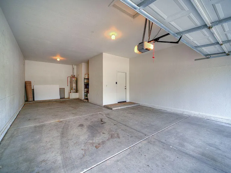 26237 N 74th Ln — Photo 24
