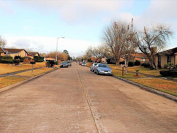 4th image of 14502 Merry Meadow Dr