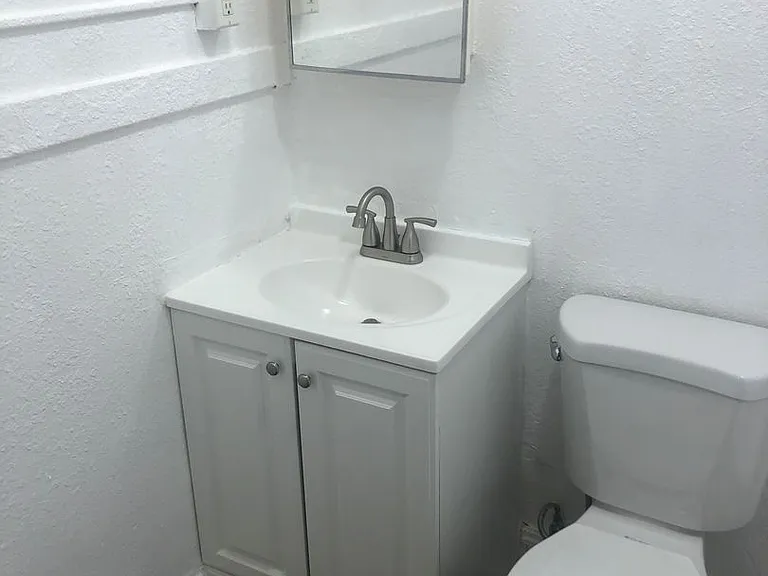 370 Ellis Street — Photo 5