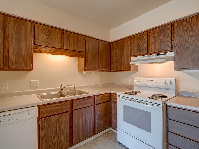 304 King St #6 — Photo 11