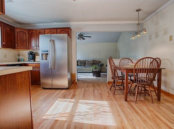 3rd image of 1341 Kingston Ct