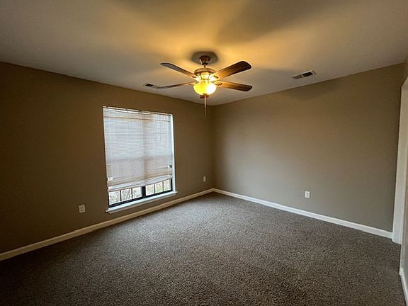 3rd image of 6465 Barretts Bend Dr