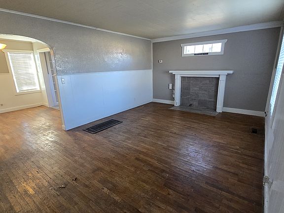 5th image of 1523 N Barta Ave