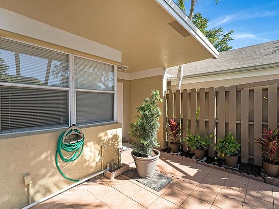 5th image of 1385 NW 122nd Terrace #1385