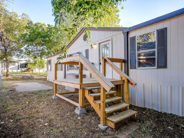 317 W 6th St, Joshua, TX 76058