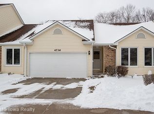 4736 85th St, Urbandale, IA 50322