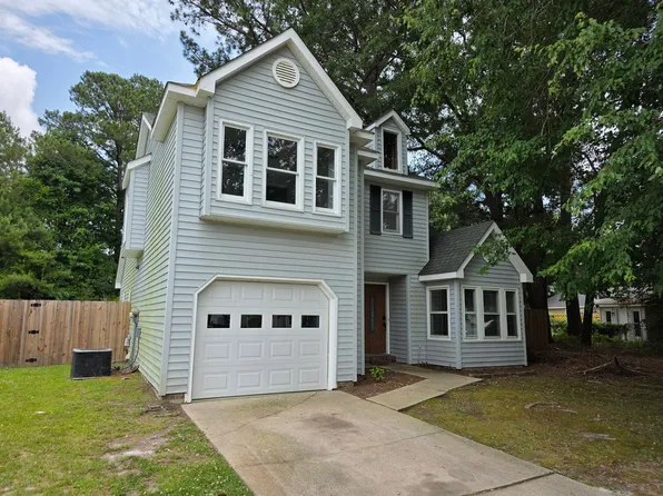 127 Broadleaf Dr, Jacksonville, NC 28546