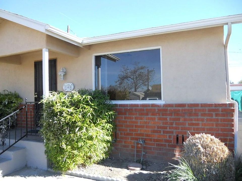 1st image of 148 Las Lunas St