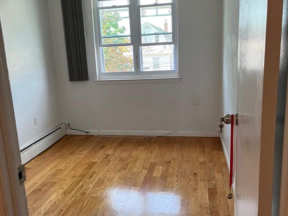 4th image of 14530 34th Ave Floor 3