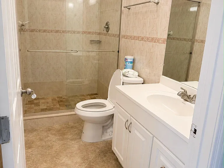 10955 SW 177th Ter — Photo 5