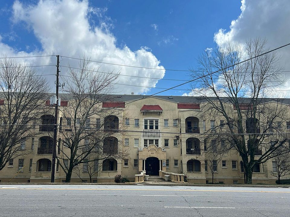 1st image of 2855 Peachtree Rd #124