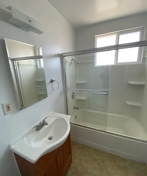 207 N Grandview Ave — Photo 1