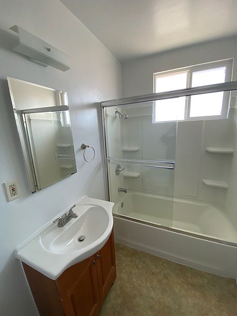 1st image of 207 N Grandview Ave