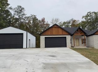80 Silver Fox, Greers Ferry, AR 72067