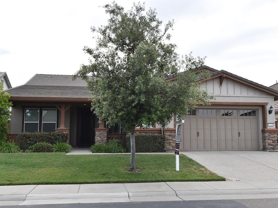 2nd image of 9859 Derby Way