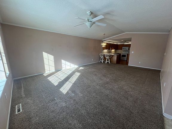 4th image of 4906 32nd Ave NW