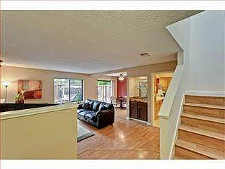3rd image of 1109 Dinkel Ct