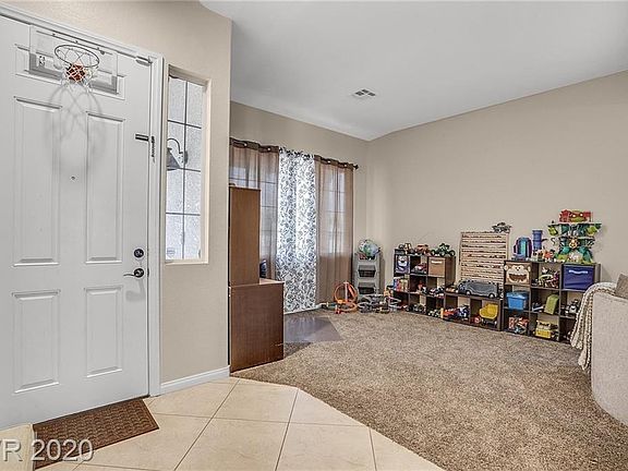 3rd image of 5605 Angels Landing Ave