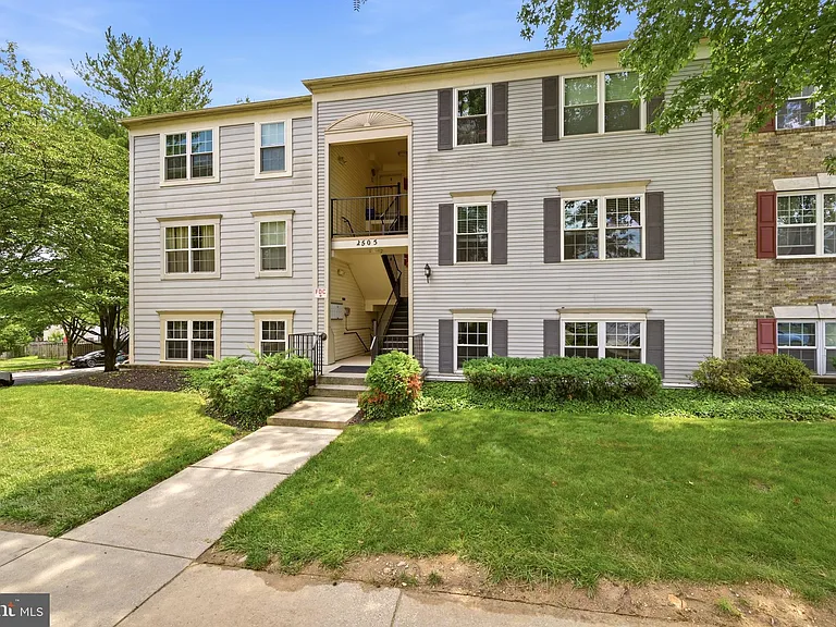 2505 McVeary Ct #11D — Photo 27