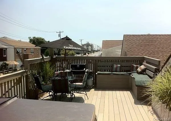 277 New York Ave — Photo 11