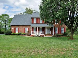 83 Apple Blossom Cir, Roanoke, VA 24019