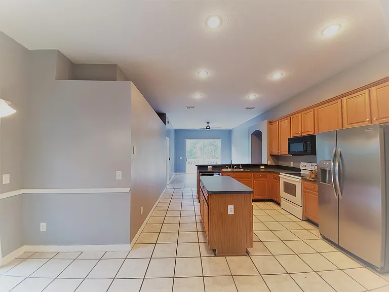 3504 Kayla Cir — Photo 6