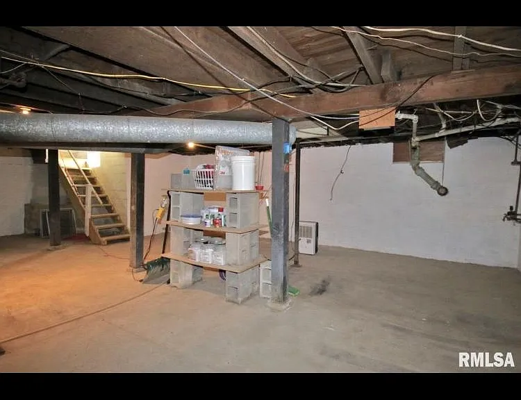 501 S Henry St — Photo 16