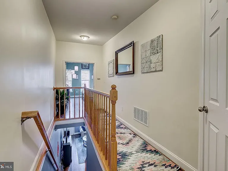 1636 S Hanover St — Photo 14