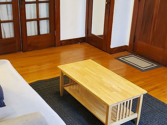 4th image of 136 Lexington Ave #1