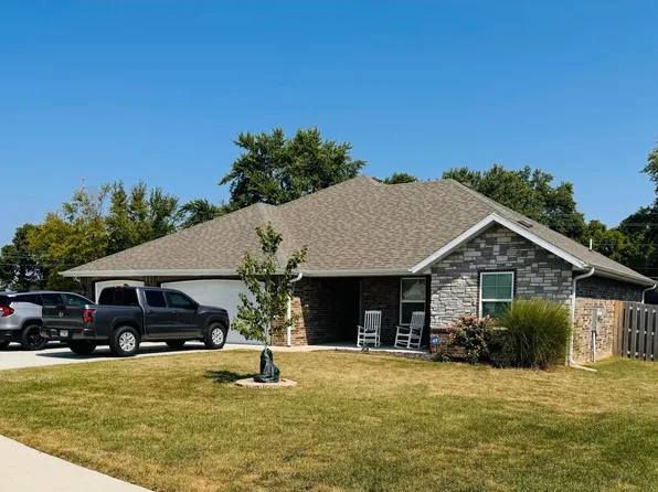 4255 W Orchard Lane, Battlefield, MO 65619