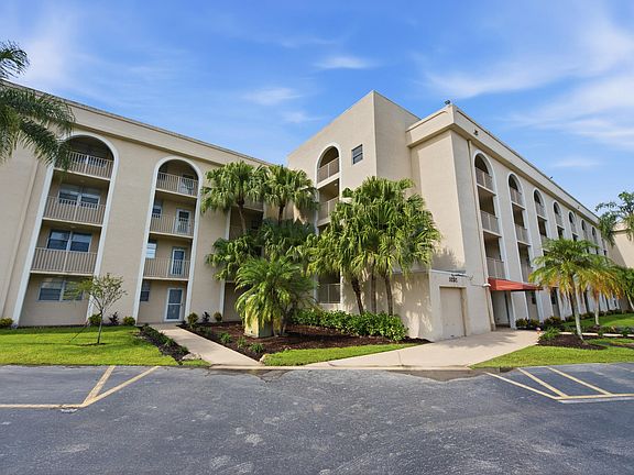 4th image of 3231 HOLIDAY SPRINGS Boulevard #205