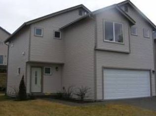 2393 SW Siskin Cir, Pt Orchard, WA 98367