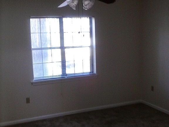 4th image of 233 Whispering Pines Ct #A
