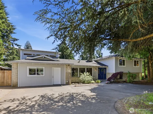 17405 18th Avenue W, Lynnwood, WA 98037