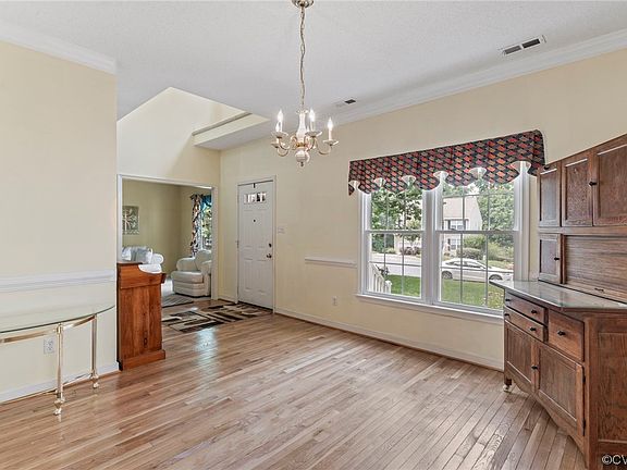 5th image of 6207 Arbor Park Dr