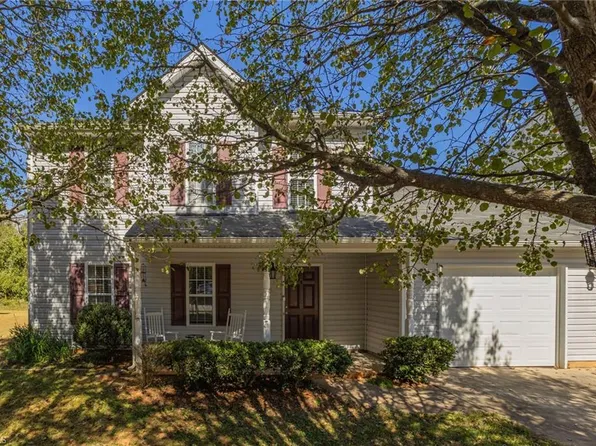 503 Peach Orchard Dr, Browns Summit, NC 27214
