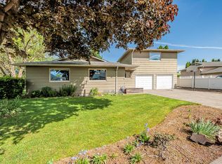 1247 SE Constitution Dr, College Place, WA 99324