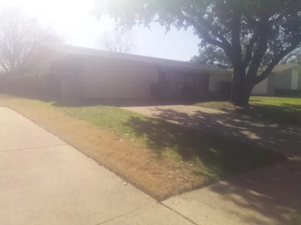 821 Sherbrook Dr, Richardson, TX 75080