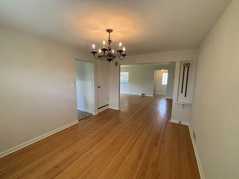 22 Macungie Ave — Photo 7