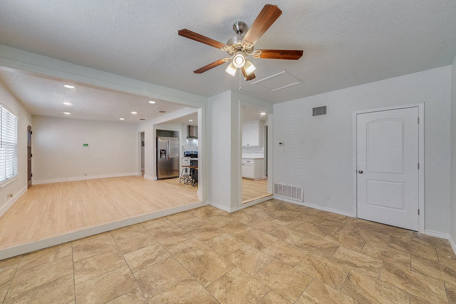 3 bed, 1600 sqft, $1,895 — Photo 3