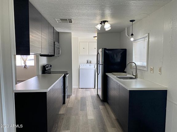4th image of 3946 E BAYWOOD Avenue