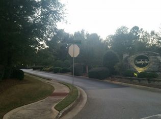 1518 Lakeland Dr, Monroe, GA 30656