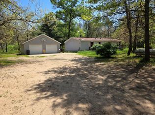 1751 E 44th St, Idlewild, MI 49642