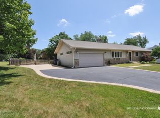 36417 N Lawrence Ct, Lake Villa, IL 60046