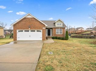 3482 Clover Hill Dr, Clarksville, TN 37043