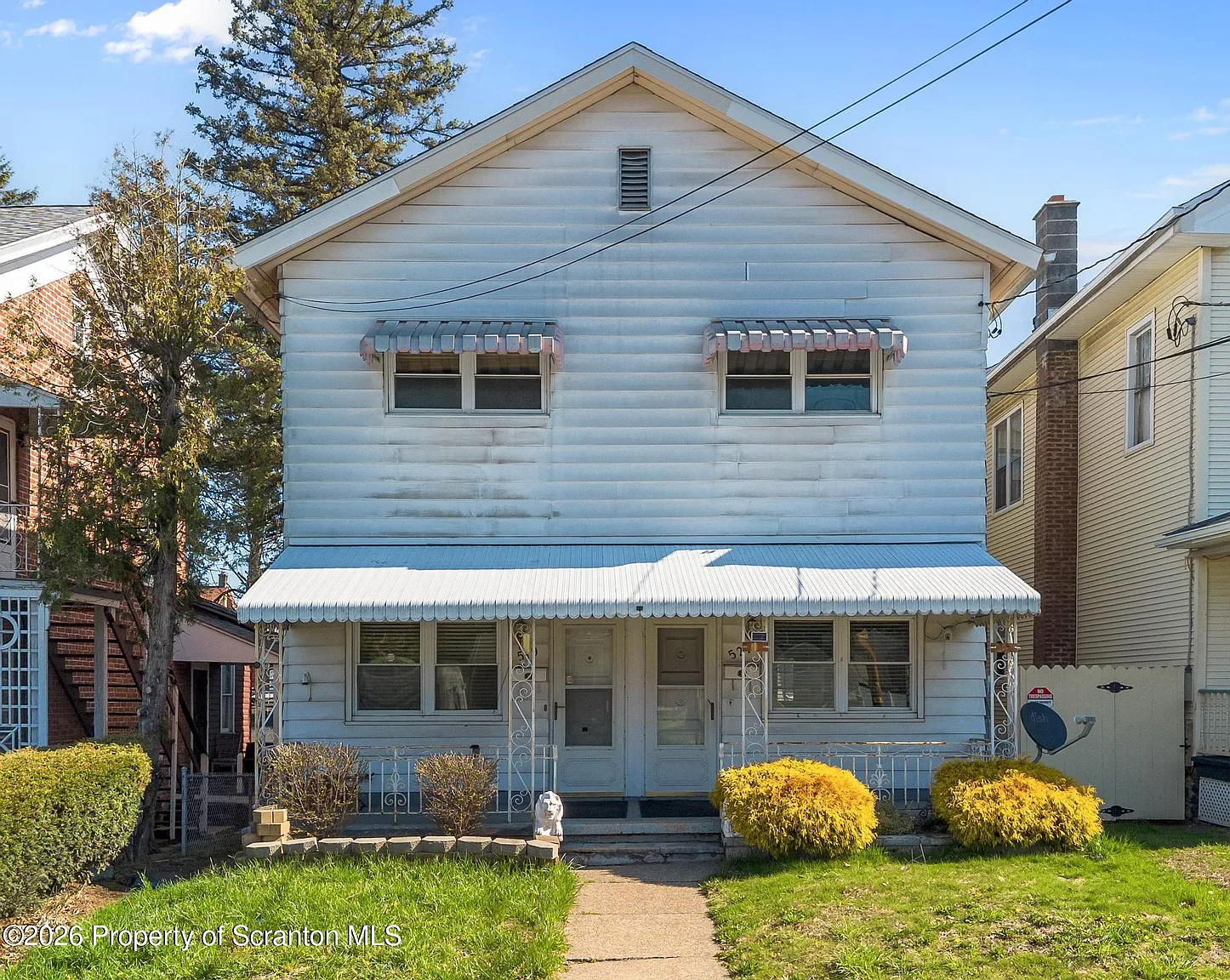 519-521 E Market St photo 1