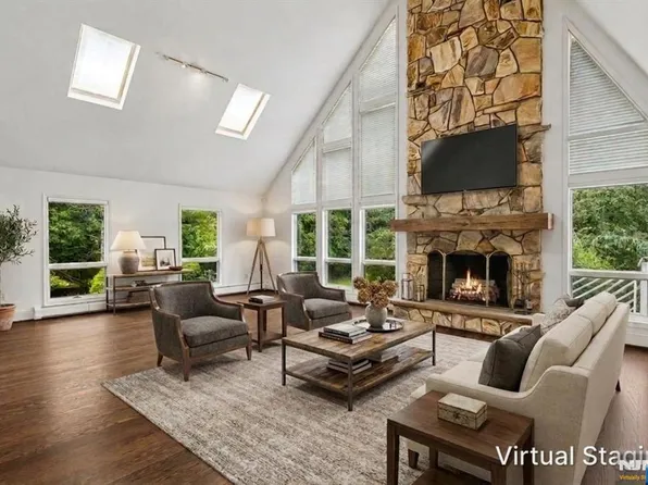 66 Adams Dr, Cresskill, NJ 07626