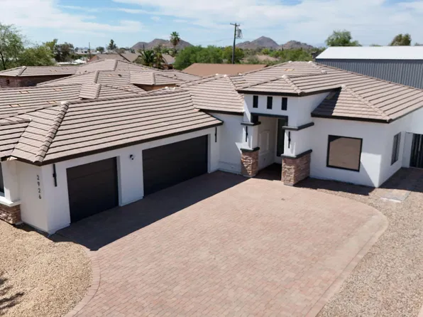 2926 E HARTFORD Avenue, Phoenix, AZ 85032